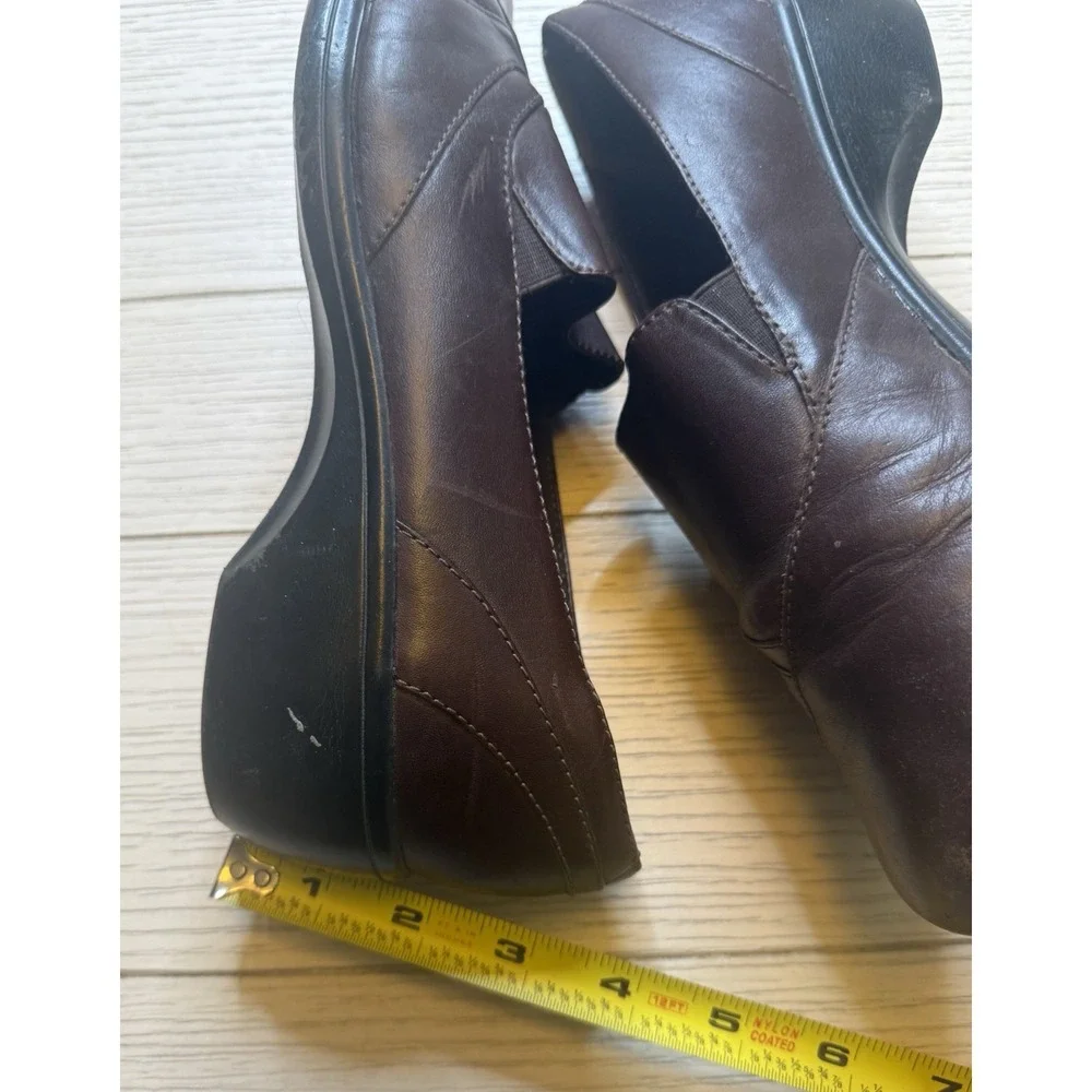 Clark's Women's Brown Leather Comfort Loafers W/1.5
